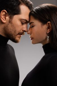 مسلسل حلم أشرف الحلقة 8 مترجم HD
